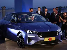 Cumhurbaşkanı Erdoğan’a, TOGG’un yeni modeli T10F hediye edildi
