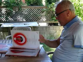 Darbecilerin üzerine ’Hepimiz kardeşiz’ diyerek koştu: "O gece canımızı değil, vatanımızı düşündük"
