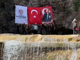 DEBAK’tan Acıpayam Kanyonunda Zafer Bayramı’na özel anlamlı etkinlik
