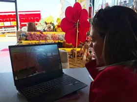 Dedesinin hatırasını "Al Yazmalım" kamyonuyla yaşatıyor
