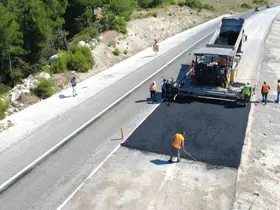 Demirci’de ulaşım yatırımları hız kazandı
