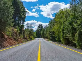 Denizli Büyükşehir Elmalı yolunu baştan sona yeniledi
