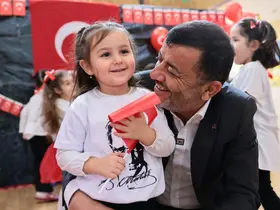 Denizli Büyükşehirden öğrencilere ve ailelere yeni eğitim yılında güçlü destek
