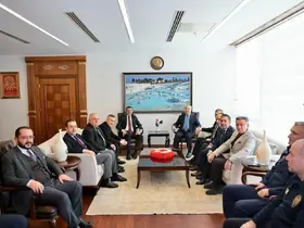 Denizli Vali Yavuz Selim Köşger göreve başladı
