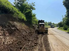Derdin Köyü’nde beton kanal çalışması
