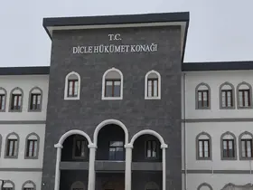 Dicle’de 8 ayda 9 kilo 20 gram esrar, 5 bin 967 kök kenevir ele geçirildi
