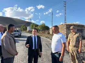 Digor’da KÖYDES seferberliği: Parke taşı çalışması hızla ilerliyor

