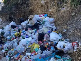 Dikili Belediyesi Pissa Koyu çöplüğe çevrildi
