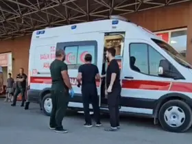 Diyarbakır’da kamyonet ile motosiklet çarpıştı: 1 ölü, 1 yaralı

