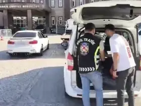 Diyarbakır’da trafiği tehlikeye sokan sürülere cezai işlemler uygulandı
