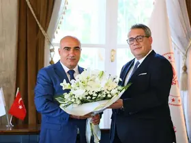 Doç. Dr. Ayhan Kul, İzmir İl Sağlık Müdürlüğüne atandı
