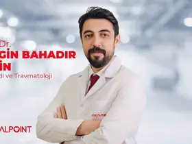 Doç. Dr. Tekin: "Skolyoz erken tanıyla kontrol altına alınabilir"
