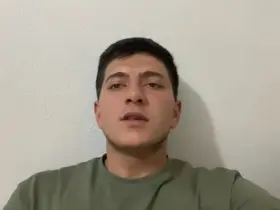 Domuz sürüsü çiftçinin kamerasına yansıdı
