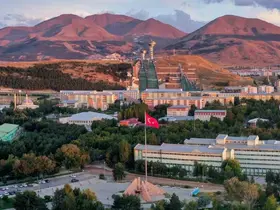 Dünya bilim sahnesinde Atatürk Üniversitesi imzası: 14 bilim insanından çifte başarı
