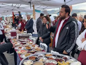 ’Dünyanın En Büyük Anadolu Sofrası" ile Guinness Rekoru denemesi  başladı
