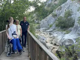 "Dünyanın en uzun boylu kadını" Kastamonu’da Horma Kanyonunu gezdi
