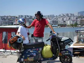 Dünyayı gezen İtalyan baba-oğul Samsun’da sıcak ilgiyle karşılandı: "Hiç unutmayacağız"
