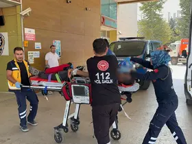 Duran kamyona çarpan kamyonet sürücüsü ağır yaralandı
