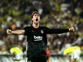 Dusan Vlahovic, derbiyi boş geçmedi
