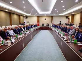 Duyan, Ankara’da tarım ve ticaret sektörü toplantısına katıldı

