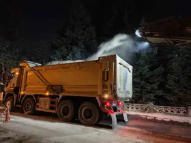 Düzce’de asfalt mesaisi gece gündüz sürüyor
