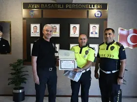 Düzce’de başarılı polisler ödüllendirildi
