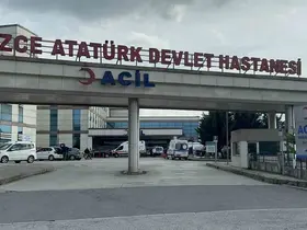 Düzce’de bir fabrikadaki 27 işçi gıda zehirlenmesi şüphesiyle hastaneye başvurdu
