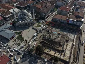 Düzce’de kent meydanının temeli atıldı
