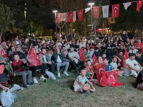 Düzceliler, İspanya maçı için tek yürek oldu
