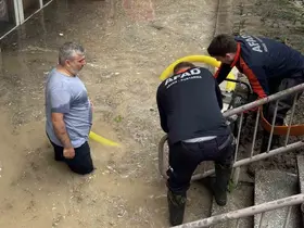 Edirne’de sağanak iş yerlerini su altında bıraktı

