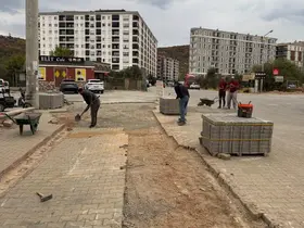 Edremit’te yol çalışmaları sürüyor
