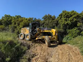 Efeler Belediyesi kapanan yolları ulaşıma açıyor
