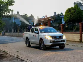 Efeler Belediyesi sinekle mücadelede sahaya indi
