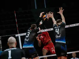 Efeler Ligi: Spor Toto: 2 - Halkbank: 3
