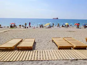 EKDAĞ’dan Boğaçayı Plajı’nda yerli üretimle hizmet
