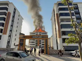 Elazığ’da korkutan çatı yangını
