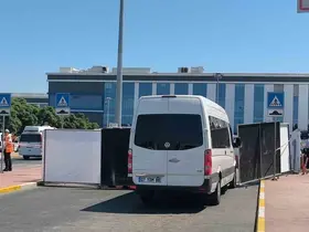 Emekli polis kız arkadaşını tabancayla vurarak öldürdü

