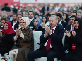 Emine Erdoğan: "15 Temmuz, tarihi bir dönüm noktasıdır"
