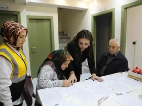 En az 41 yıllık evliliklere ücretsiz sağlık taraması: "41 kere maşallah"
