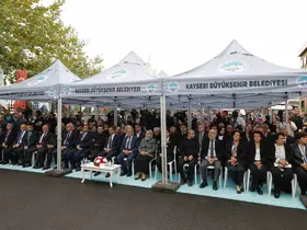 En duygusal açılış
