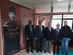 ER-VAK’tan Kazım Yurdalan Ortaokulu’na kültür hizmeti
