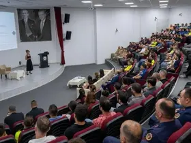 "Erken Çocukluk" konferansı
