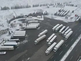 Erzincan’da kar yağışı ulaşımı aksattı
