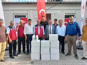 Erzin’de turunçgil üreticilerine portakal yağı desteği
