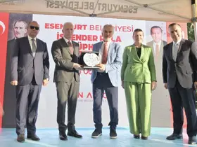 Esenyurt’ta emekliler kafesi ile kütüphane tesisleri hizmete açıldı
