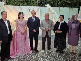 Eski TBMM Başkanı Çiçek’in esprili çıkışı geceye damga vurdu: "Meclis Başkanı racon keser, kurdele kesmez"
