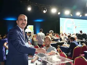 Eskişehir AK Parti Milletvekili Nebi Hatipoğlu, Uğur İbrahim Altay’ı tebrik etti
