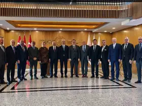 Eskişehir heyetinden Bakan Uraloğlu’na ziyaret
