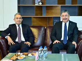 Eskişehir Valisi Dr. Erdinç Yılmaz, görevine yeni atanan Başsavcı Ferhat Deniz’i ziyaret etti
