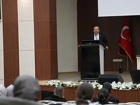 ETÜ’de "Terörsüz Türkiye: Tarihsel süreç, demokratikleşme ve hukuk devleti" paneli düzenlendi
